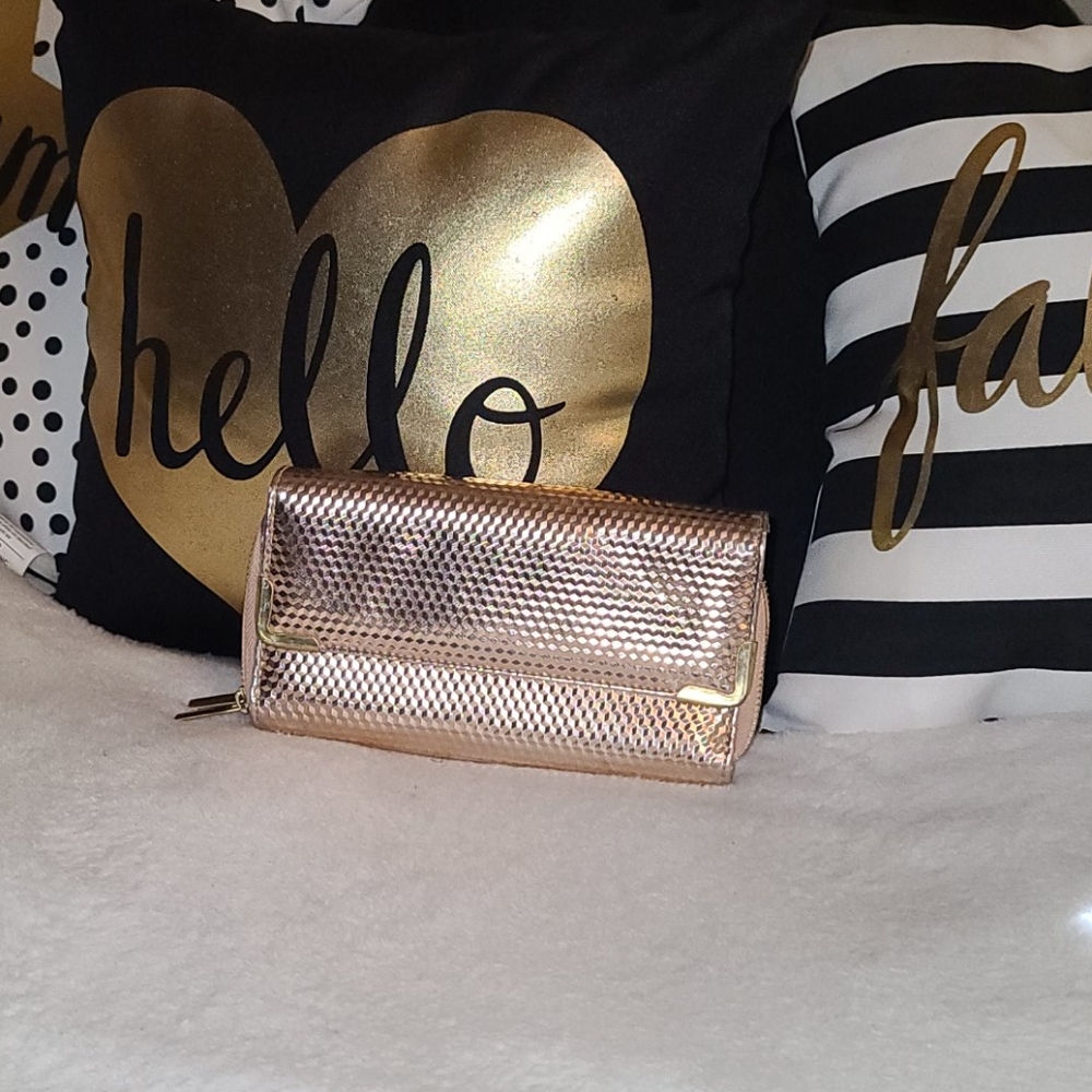 Women's Rose gold wallet